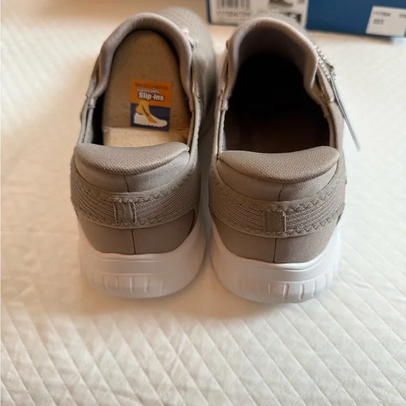 Skechers Womens Hands Free Slip-Ins Taupe Sneakers - Picture 4 of 4